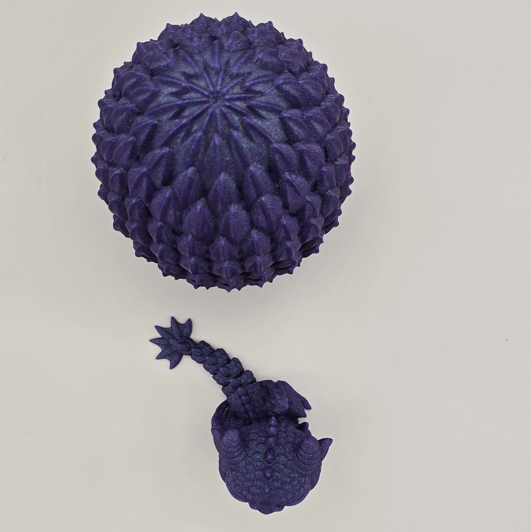 Nacht-Drache im Ei Ansicht 3